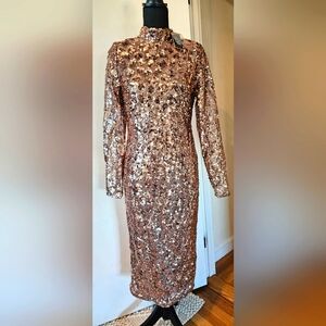 Stunning gold sequin dress